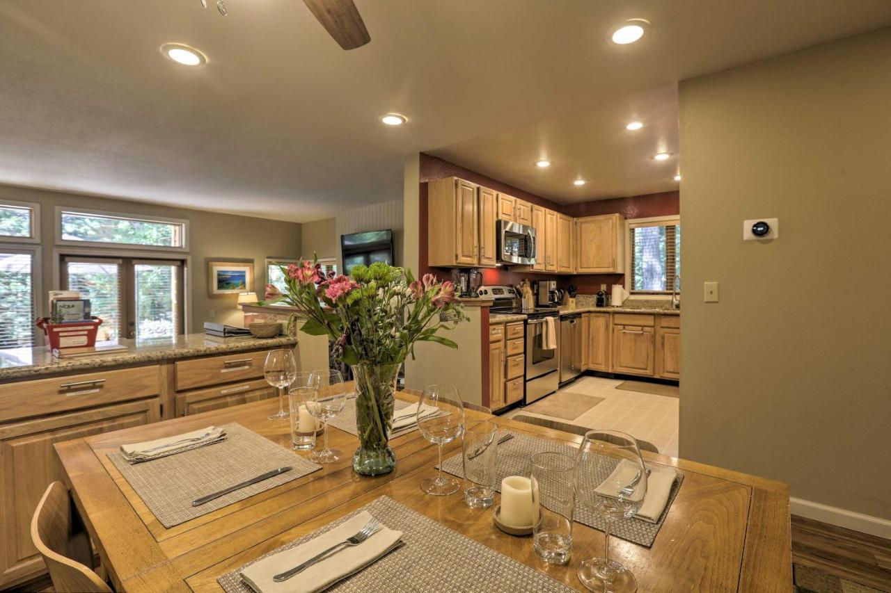 Corner-Unit Condo With Grill Walk To Lake Tahoe! Incline Village Eksteriør billede